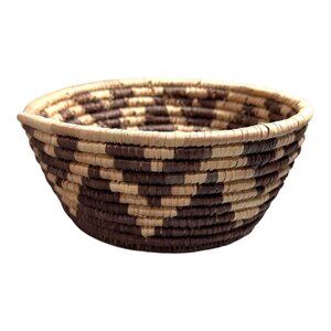 Vintage Handwoven Natural Coil Basket Triangles Tribal Catch All Accent SW 6.5"